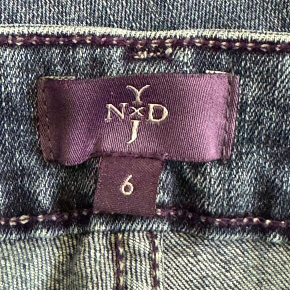 NYDJ NOT YOUR DAUGHTERS JEANS Boyfriend Straight Leg Distressed Denim EUC 6 - Picture 6 of 8